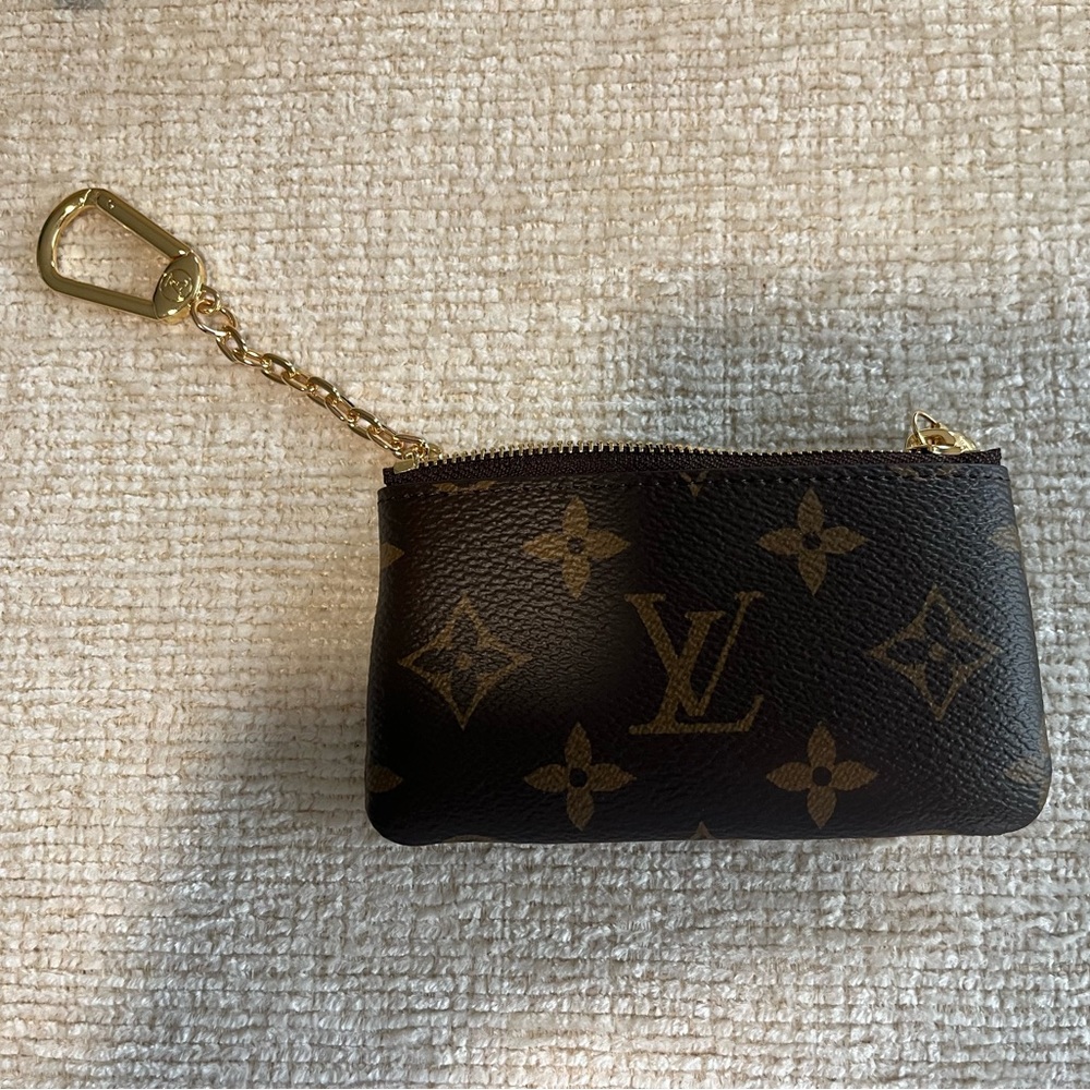 Faux Louis Vuitton Brown Monogram Key Holder/Wallet